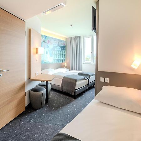 B&B Hotel Offenburg-Hbf Esterno foto