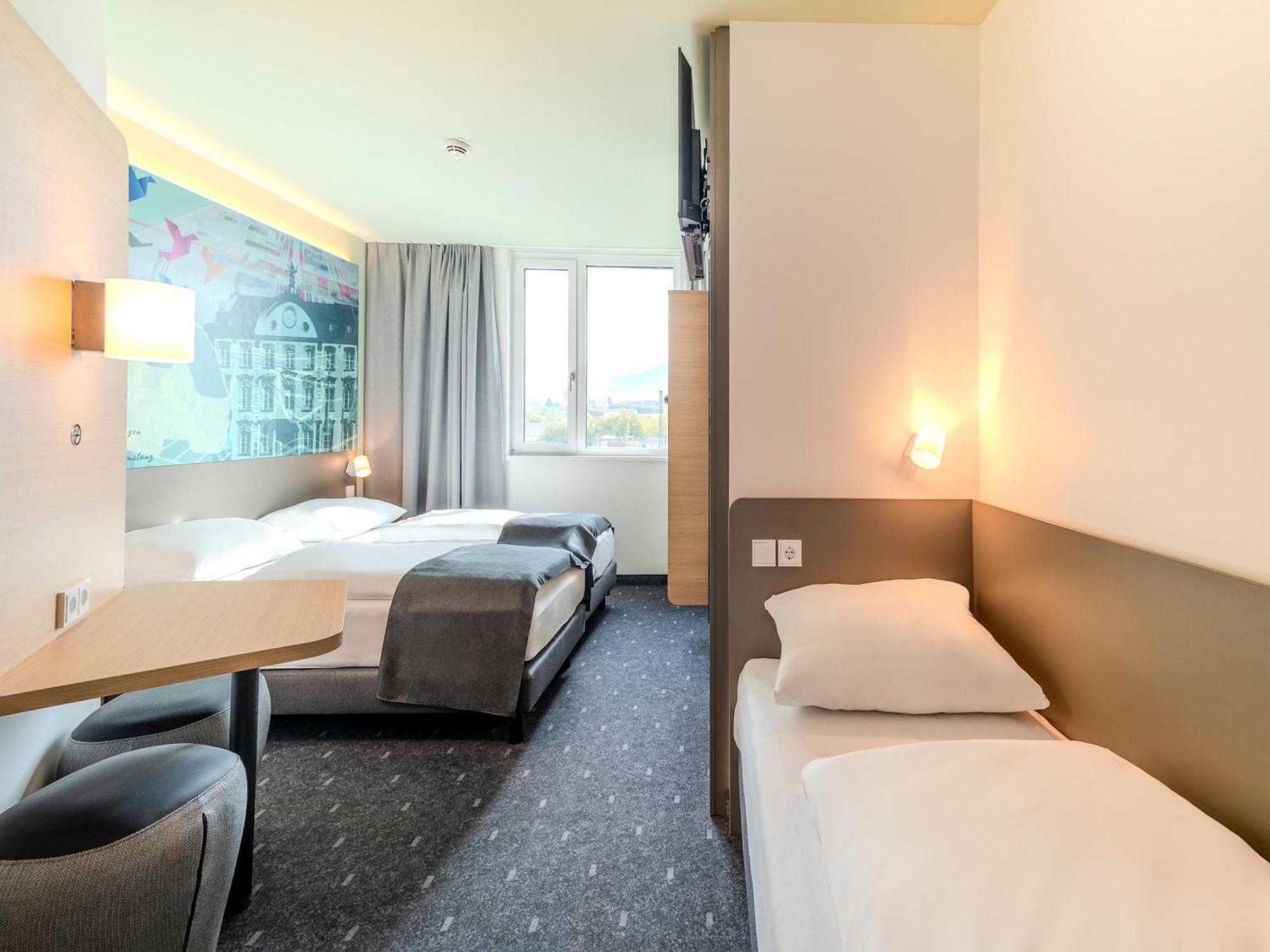 B&B Hotel Offenburg-Hbf Esterno foto