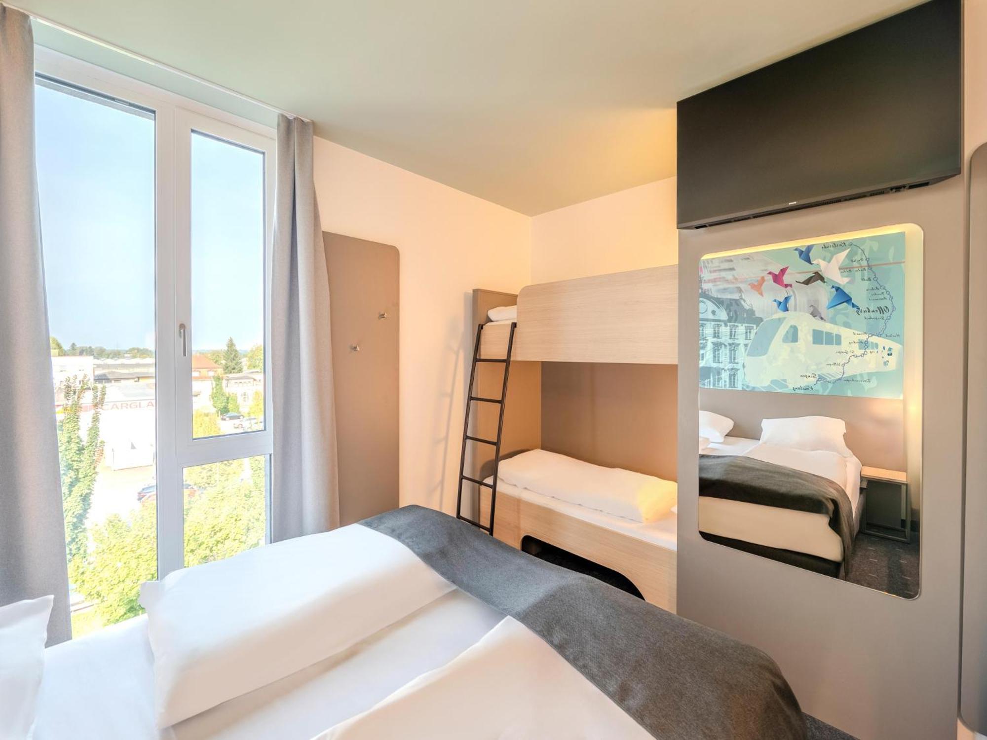 B&B Hotel Offenburg-Hbf Esterno foto
