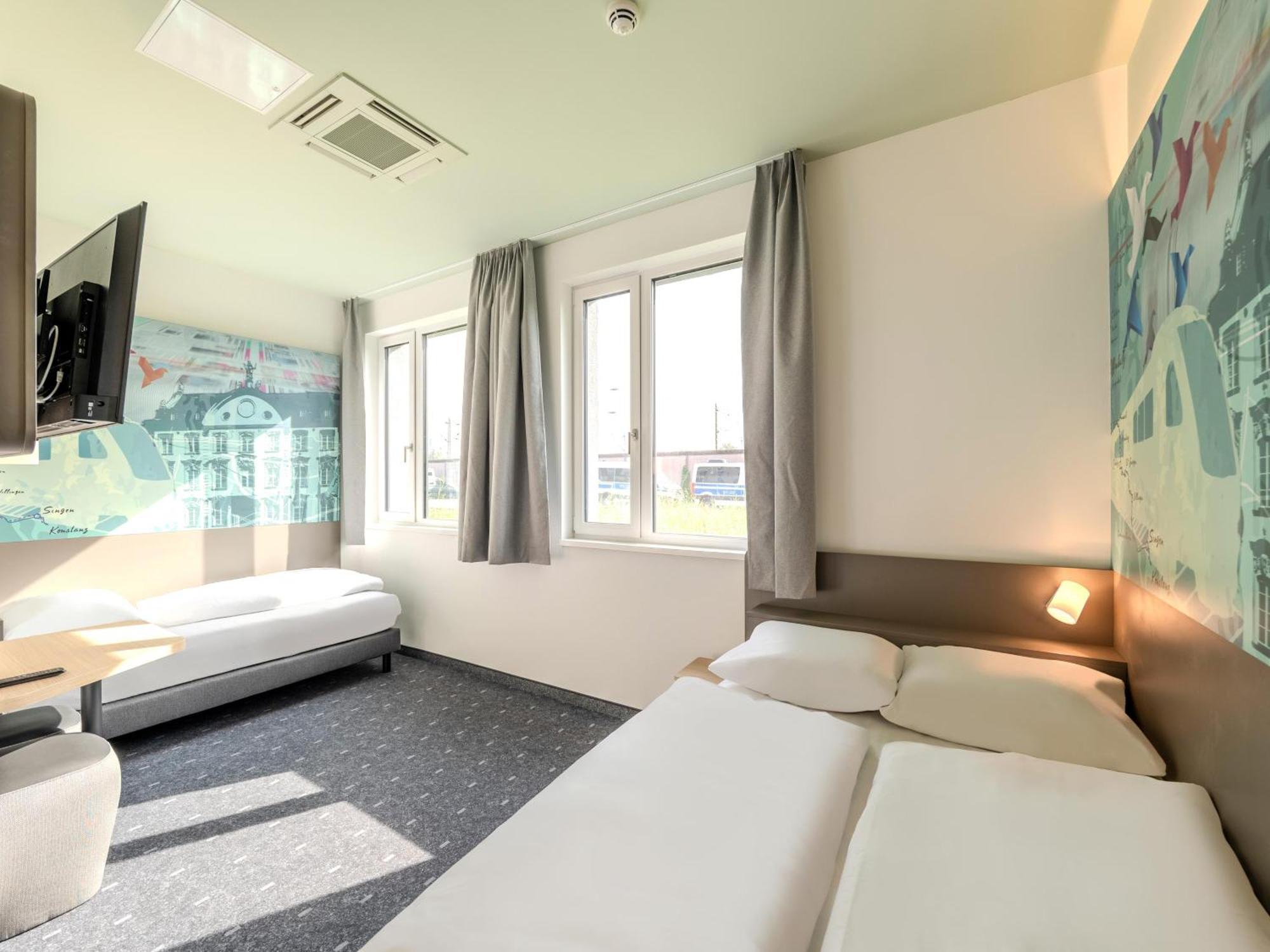 B&B Hotel Offenburg-Hbf Esterno foto
