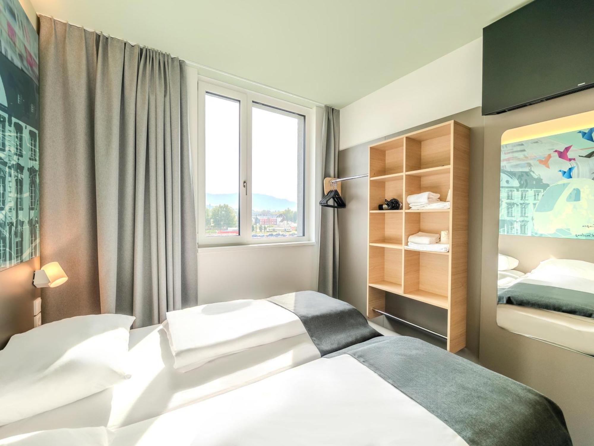 B&B Hotel Offenburg-Hbf Esterno foto
